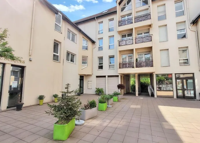 Appartement Confortable A Bitche, 64 M², Parfait Pour Familles